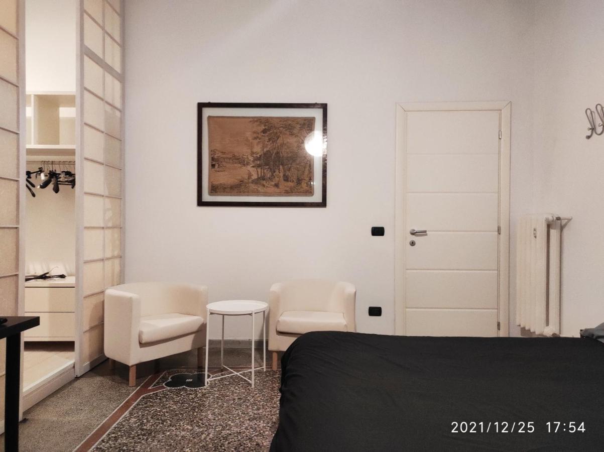 Locazione Turistica San Giovanni, Via Voghera Рим Екстер'єр фото